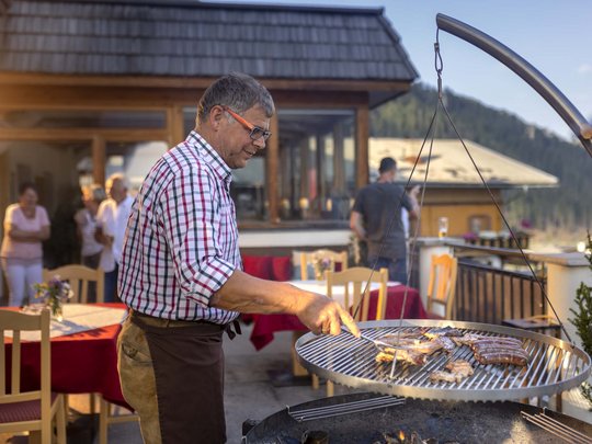 Hotel in Obertilliach – how a holiday should be. Hotel in Obertilliach – how a holiday should be.